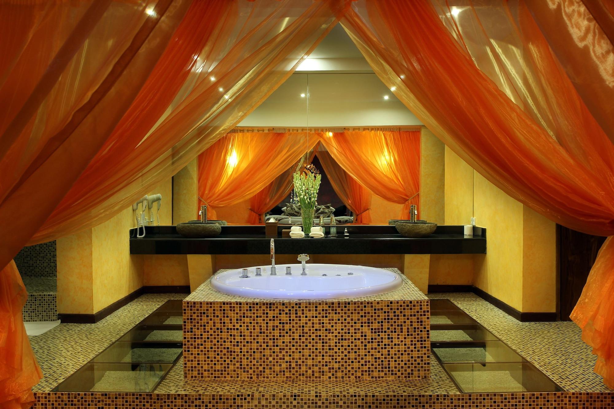 Kupu Kupu Jimbaran Beach Club & Spa By Loccitane Ngoại thất bức ảnh